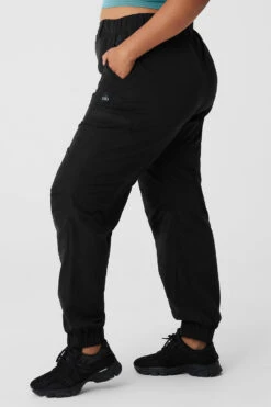 High-Waist Break Line Jogger - Black 18 High-Waist Break Line Jogger - Black -Alo Fashion Store W51319R 01 b1 s4 a3 1 m152