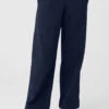 Road Trip Trouser - Navy 1 Road Trip Trouser - Navy -Alo Fashion Store W51342R 03842 b1 s1 a1 1 m125