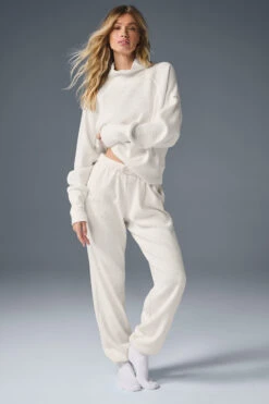 Waffle Weekend Escape Jogger - Ivory 9 Waffle Weekend Escape Jogger - Ivory -Alo Fashion Store W51369R 03299 b1 s1 a5 1 m91