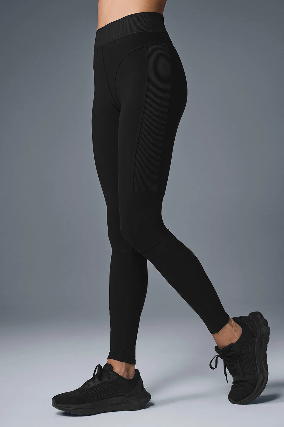 Alosoft High-Waist Head Start Legging - Black 4 Alosoft High-Waist Head Start Legging - Black - Image 2
