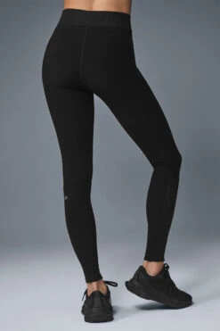 Alosoft High-Waist Head Start Legging - Black 11 Alosoft High-Waist Head Start Legging - Black -Alo Fashion Store W51384R 01 b1 s1 a4 1 m91