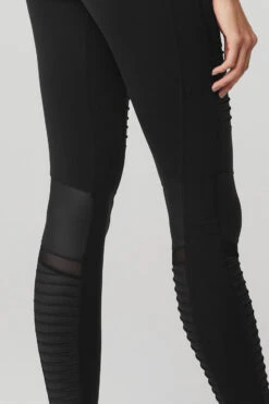 High-Waist Moto Legging - Black/Black Glossy 9 High-Waist Moto Legging - Black/Black Glossy -Alo Fashion Store W5494R 00785 b1 s1 a4 1 m54
