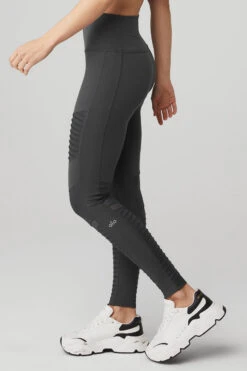 High-Waist Moto Legging - Anthracite/Anthracite Glossy -Alo Fashion Store W5494R 02224 b1 s1 a2 1 m82