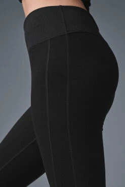 High-Waist Alosoft Lounge Legging - Black 9 High-Waist Alosoft Lounge Legging - Black -Alo Fashion Store W5762R 01 b1 s1 a4 1 m54