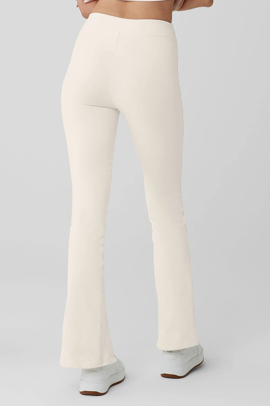 Airbrush High-Waist Flutter Legging - Ivory 4 Airbrush High-Waist Flutter Legging - Ivory - Image 2