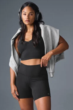 5" Airbrush High-Waist Biker Short - Black 21 5" Airbrush High-Waist Biker Short - Black -Alo Fashion Store W6311R 01 b1 s1 a5 m196