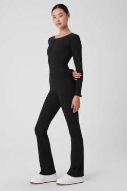 Alosoft Melody Full Length Bootcut Onesie - Black -Alo Fashion Store W8231R 01 b1 s1 a3 1 m54