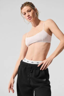 Airmesh Venus Bralette - White -Alo Fashion Store W9514R 00 b1 s1 a3 1 m91